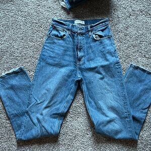 Abercrombie 90s straight jeans